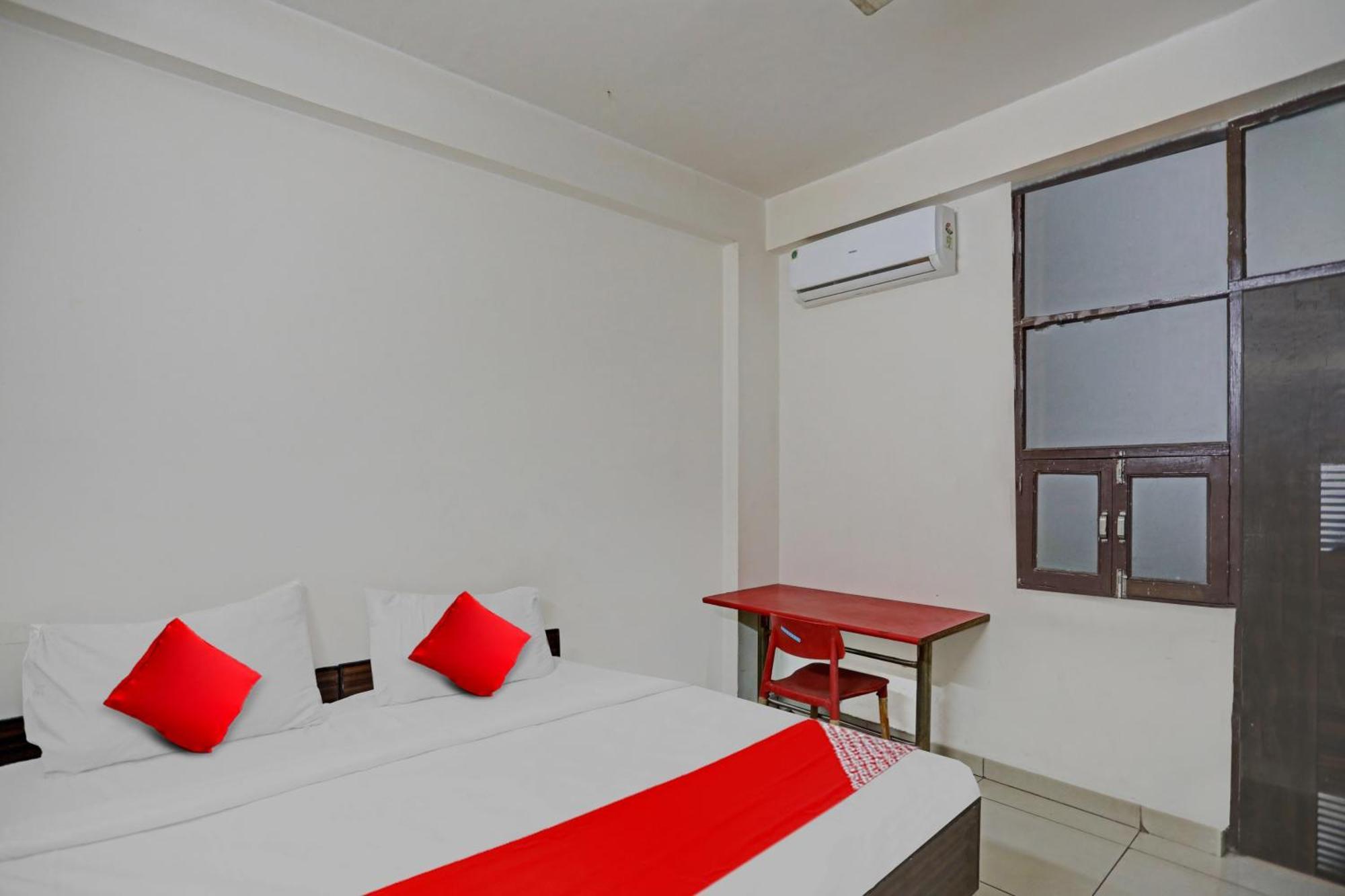 Hotel O Vrinda Residency Noida Luaran gambar