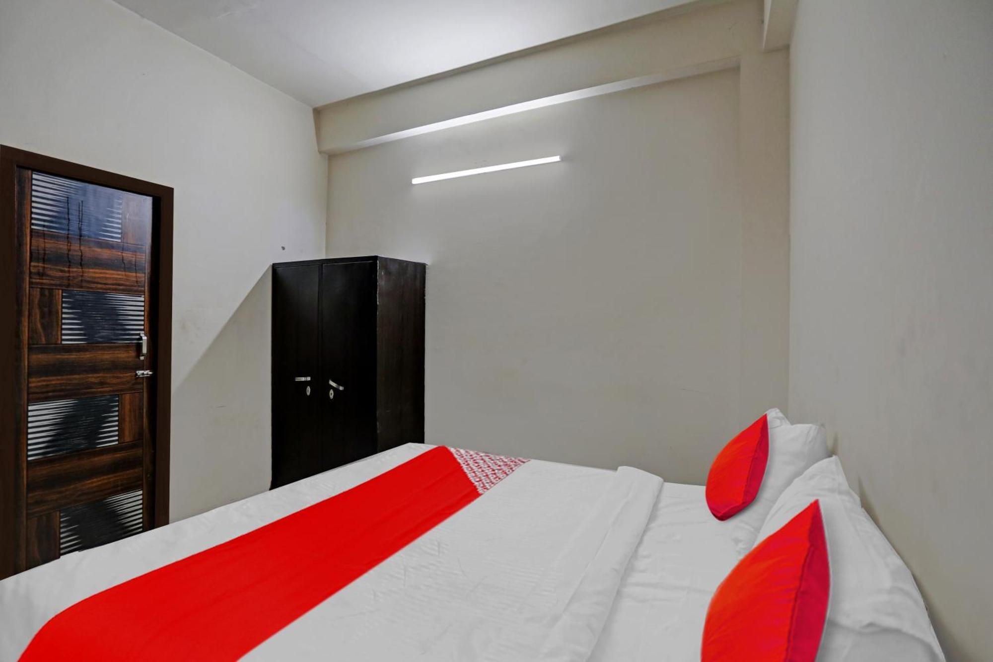Hotel O Vrinda Residency Noida Luaran gambar